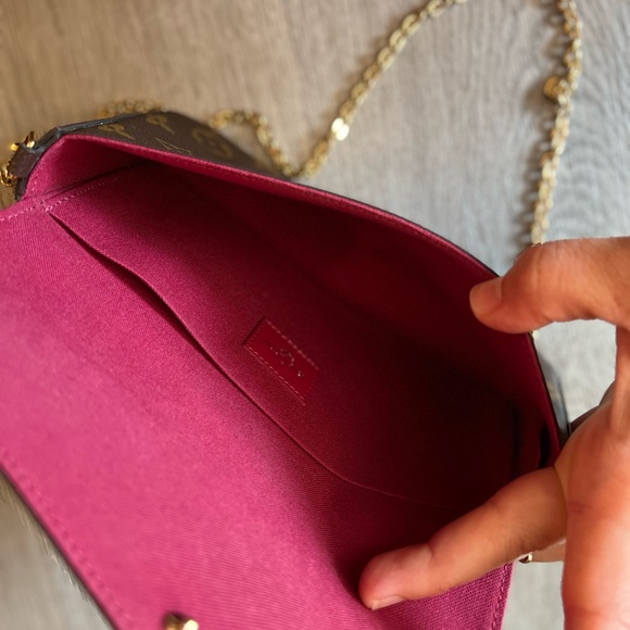 Like New Louis Vuitton FÉLICIE POCHETTE Monogram/Fuchsia - Picture 6 of 9